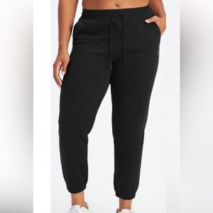 Fabletics go-to sweatpants